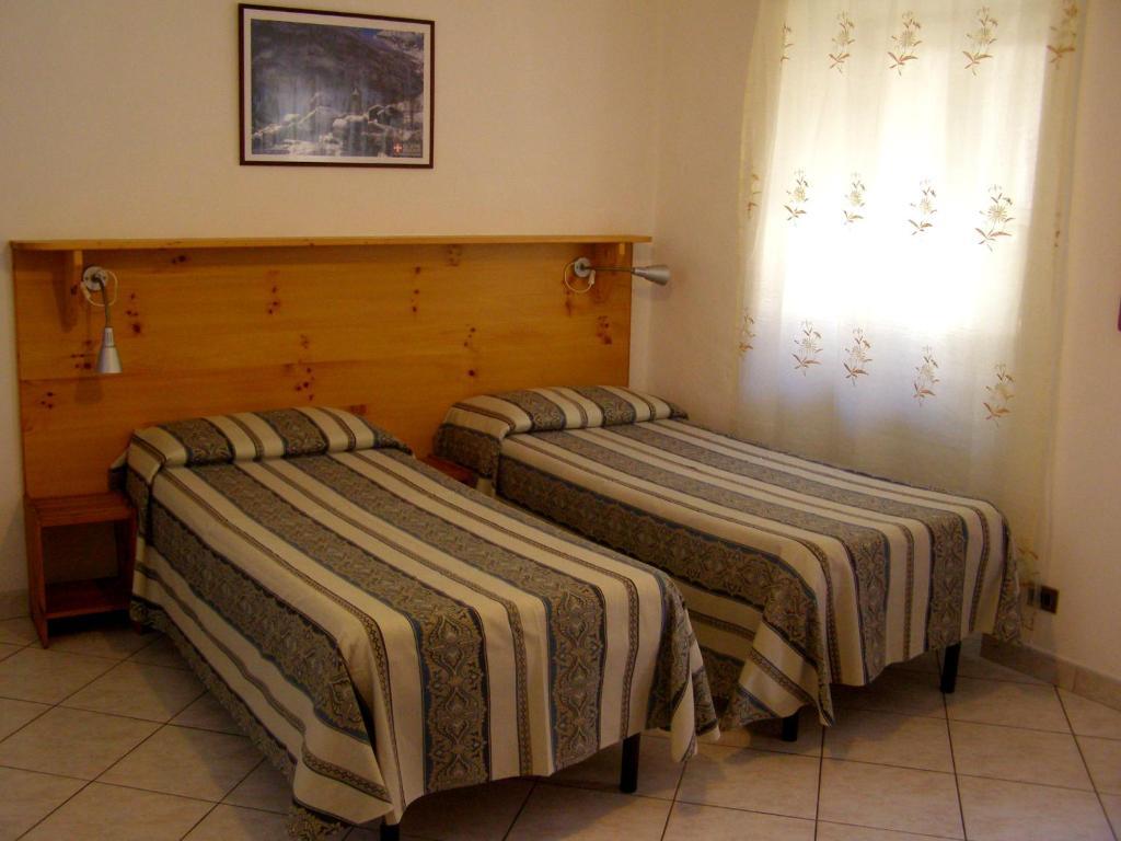 Caprie L'Antico Borgo Rooms Rental חדר תמונה