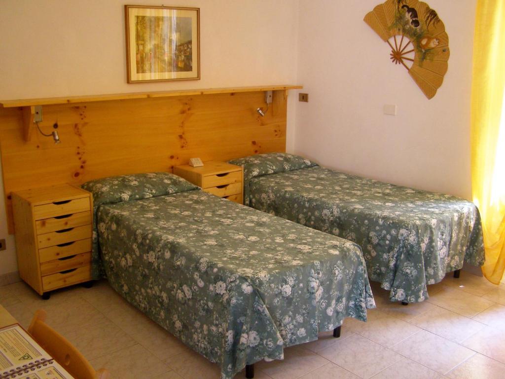 Caprie L'Antico Borgo Rooms Rental חדר תמונה