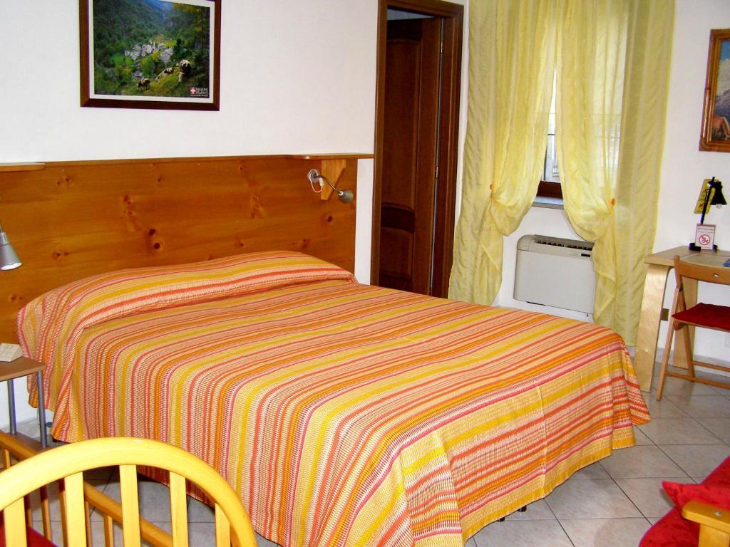 Caprie L'Antico Borgo Rooms Rental חדר תמונה